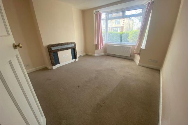Semi-detached house to rent in Brookdale Road, Nuneaton