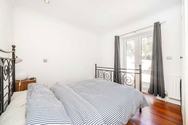 112A, Gordon Road, London photo 4