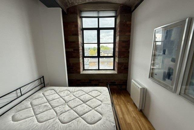 Apt 307 Silk Warehouse, Lilycroft Road, Bradford photo 2