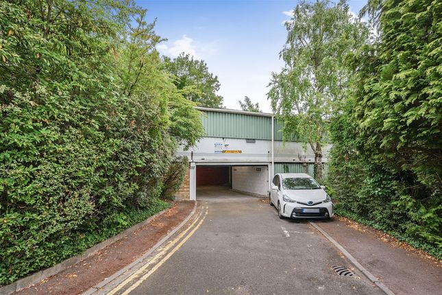 Garage 1 Lakeside, 82 Eaton Drive, Kingston Upon Thames photo 4