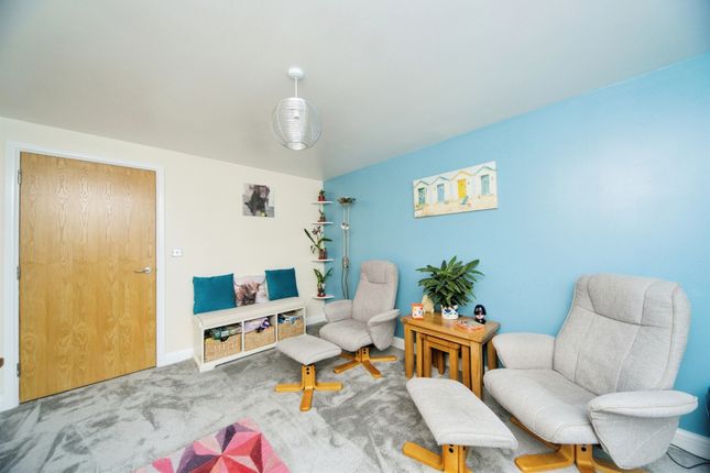 Flat for sale in St. Kitts Drive, Eastbourne