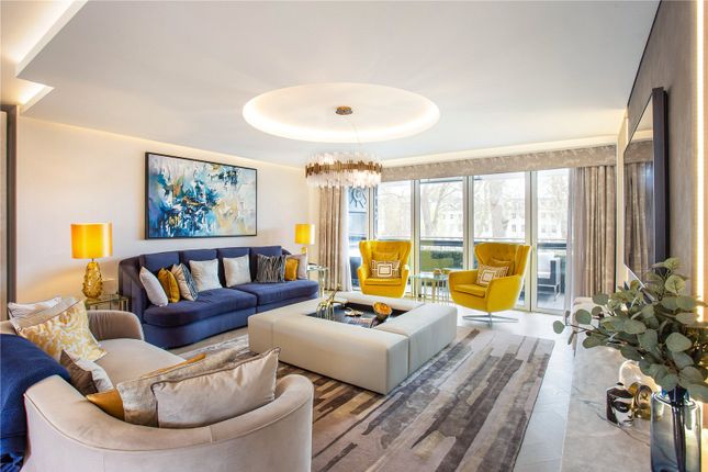 Flat for sale in Chelwood House, Gloucester Square, London