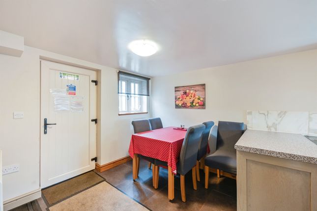 ., Lapwing Cottage, Stoke-On-Trent photo 4