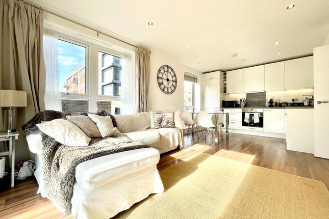 Skylark House, Reading photo 4