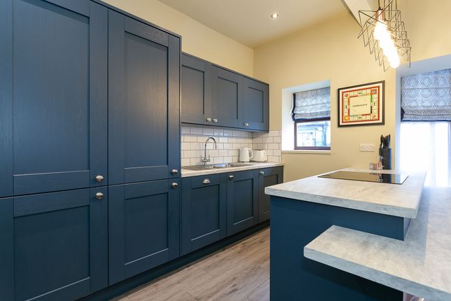 Flat 3, 8-10 Cheltenham Mount, Harrogate photo 3