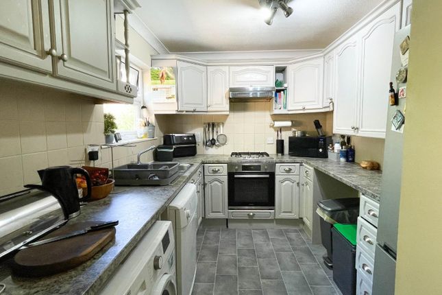 11, Monkswell, Trumpington, Cambridge photo 3
