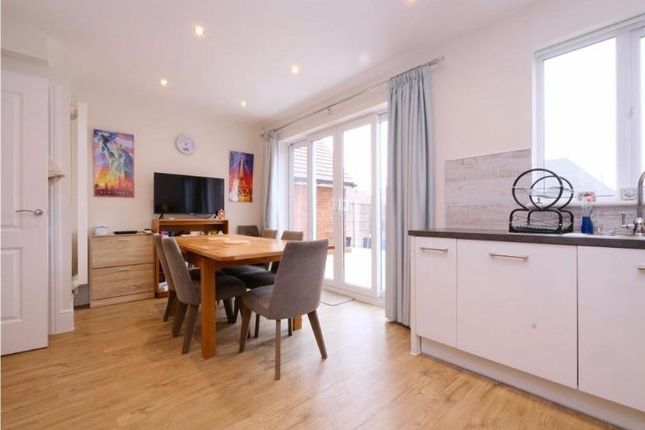 2 Frost Close, Weldon, Swanscombe photo 2