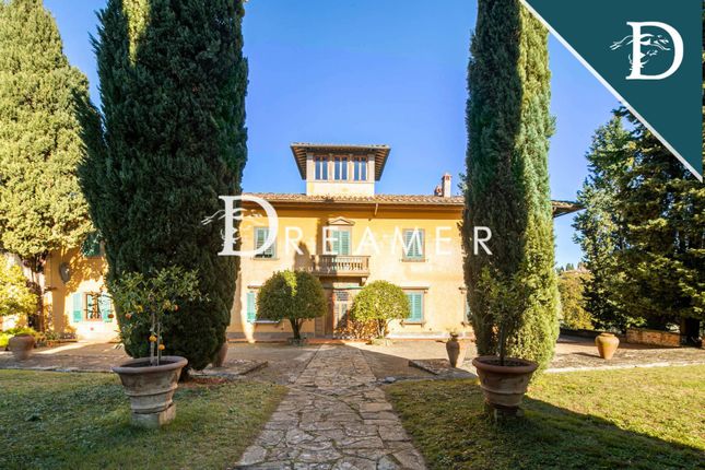 Thumbnail Villa for sale in Via Della Torre Del Gallo, Firenze, Toscana