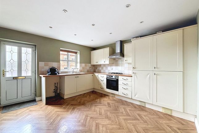 1, Meadow Rise, Hull photo 3