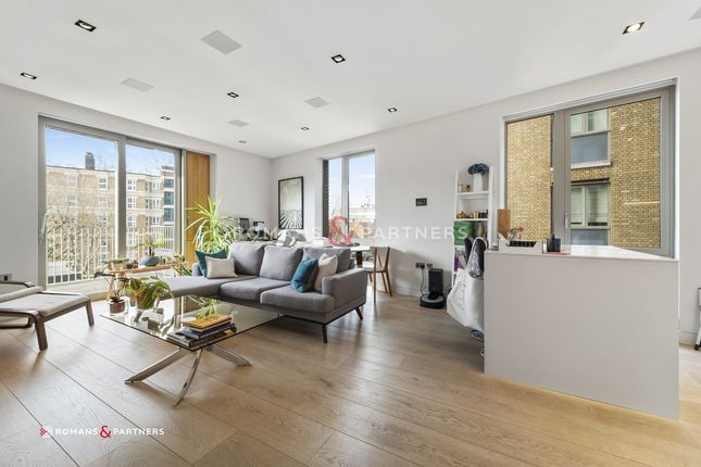 Flat for sale in Chatsworth House, One Tower Bridge