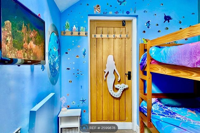 Mermaid Bedroom With Double Bunk Bed