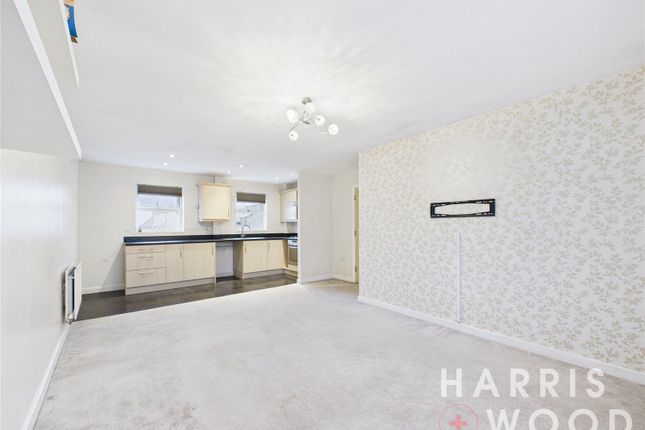 104, Holst Avenue, Essex photo 2