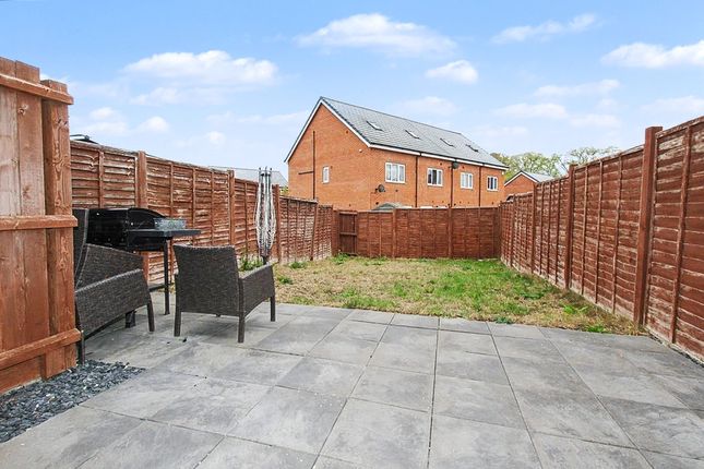 1, Webb Close, Haverhill photo 4