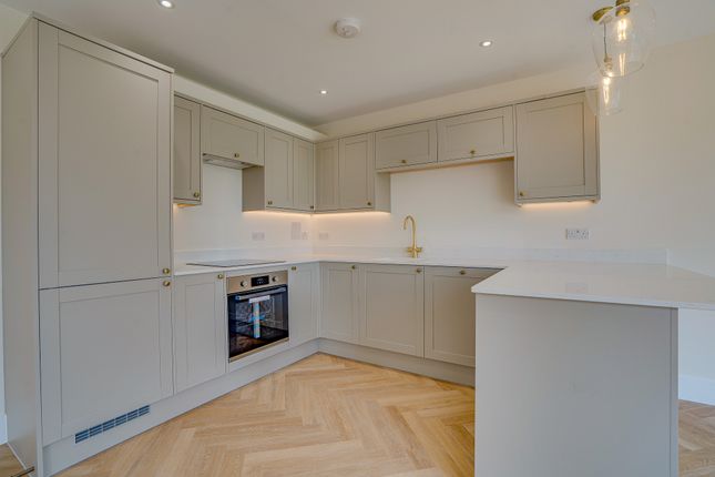 211, Swanwick Lane, Southampton photo 4