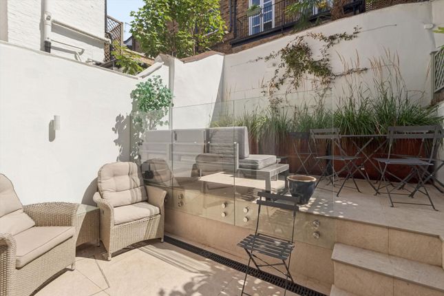 5, Peel Street, London photo 4
