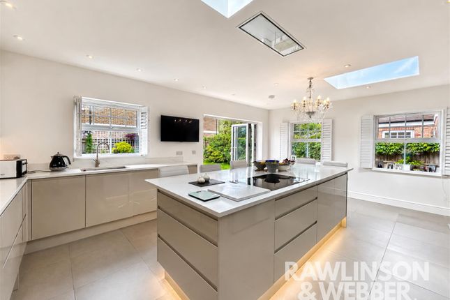 20a, Beauchamp Road, East Molesey photo 3