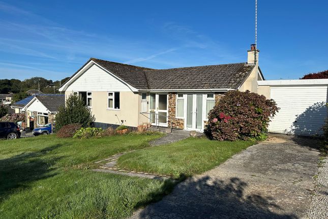 3-bed bungalow on 17 Meneth, Helston, £300,000