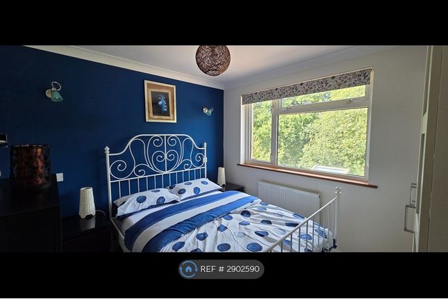 Warren Close, Southampton photo 5