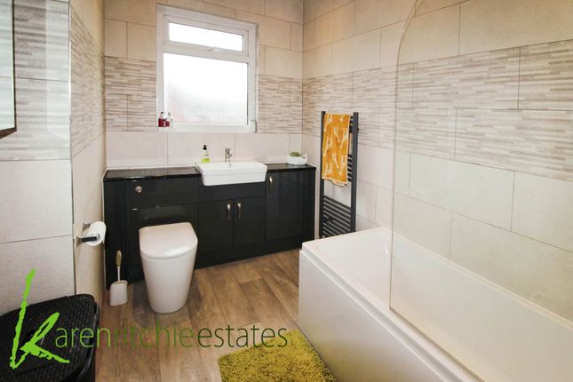 Terraced house for sale in Markland Hill Lane, Heaton