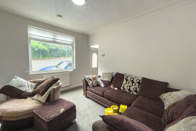 34 High Street, Ferryhill photo 2