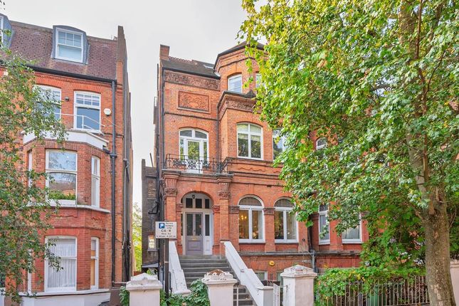 103a, Greencroft Gardens, London photo 3