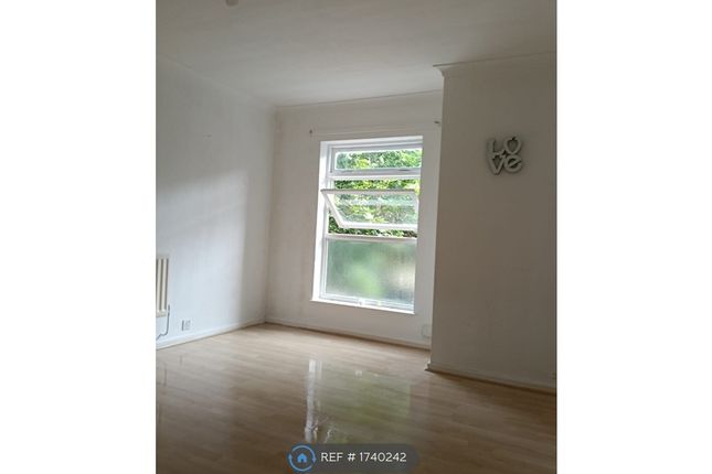 Beaconsfield, Telford photo 2