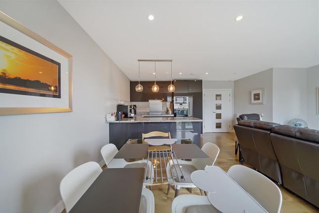 11 Johnson Court, 43 Meadowside - Zhmp7Xkt3Ct9Ctgj