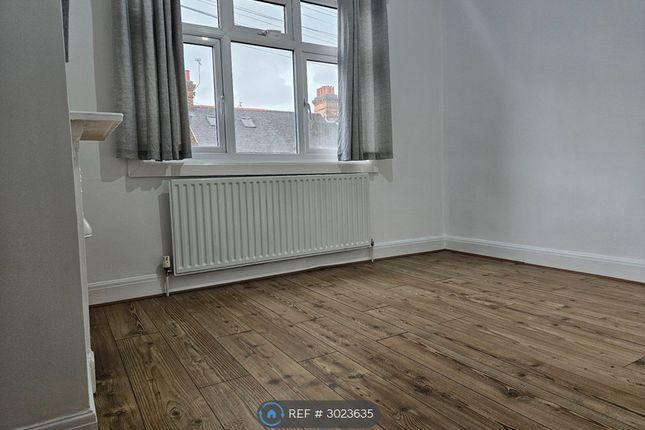 Bishop Road, Chelmsford photo 3