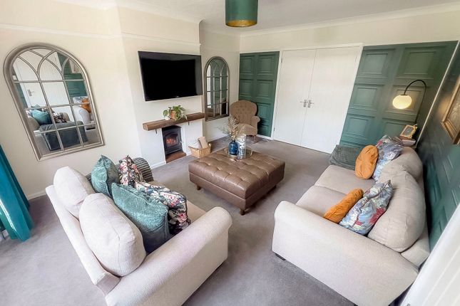 1, Weston Close, Sutton in Ashfield photo 4