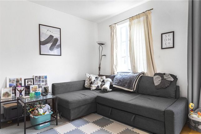 Flat for sale in Roy Square, London