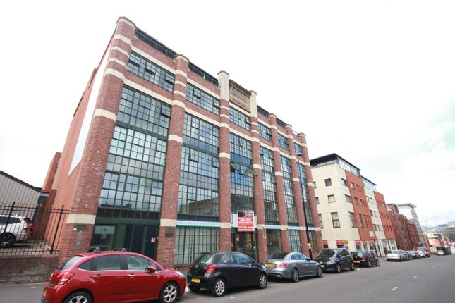 Flat to rent in Kinvara Heights, Rea Place, Digbeth