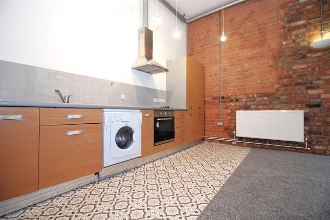 Flat to rent in The Fabric, Yeoman Street, Leicester