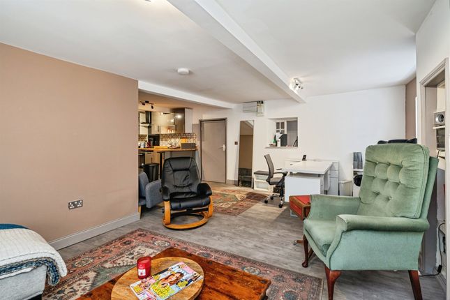 Flat 1, 37, High Street, Sheringham photo 3