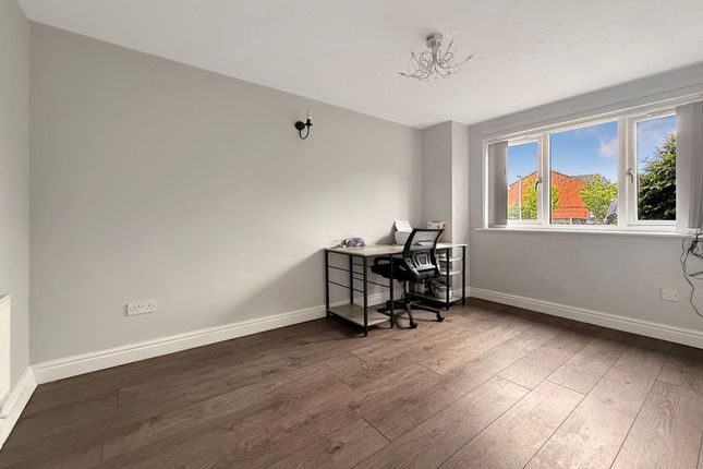 7 Wick Farm Road, Southminster photo 4