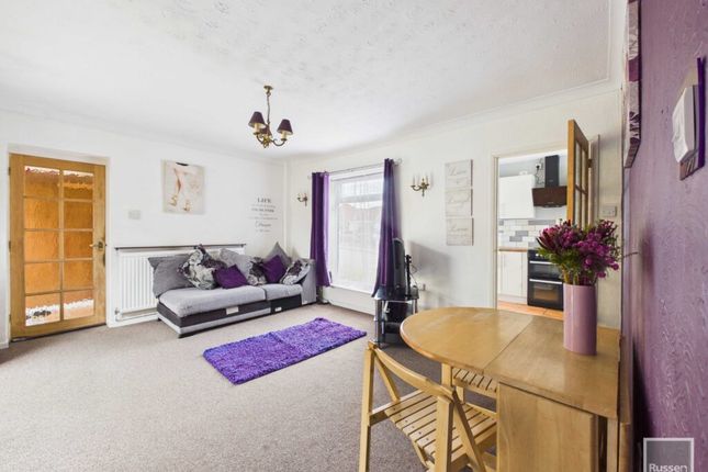 28, Glenda Road, Norwich photo 3