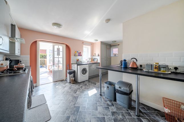62, Cyrano Way, Grimsby photo 4