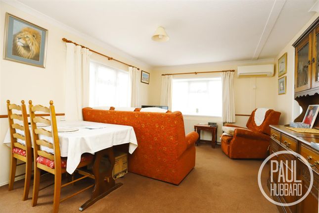 7 Orchard Garden, Victoria Road, Lowestoft photo 3