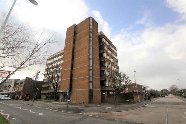 Flat for sale in Strand Parade, Goring-By-Sea, Worthing