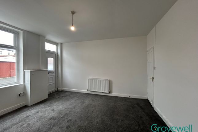 8 Winward Street, Bolton photo 3