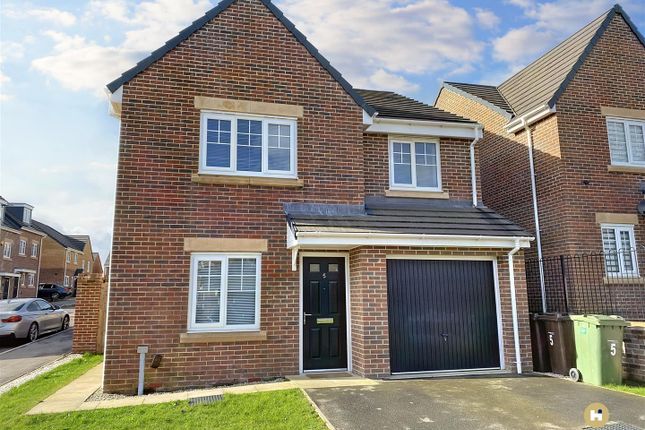 Thumbnail Detached house for sale in Wool Chase, Wakefield