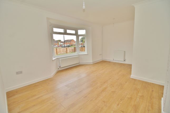 134, Botley Drive, Havant photo 4