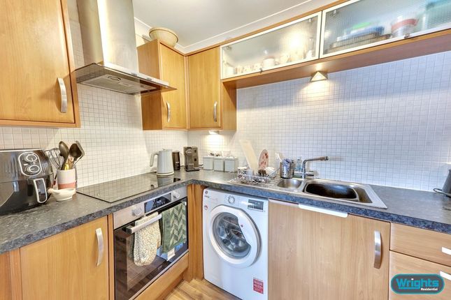 42, Freestone Way, Corsham photo 4