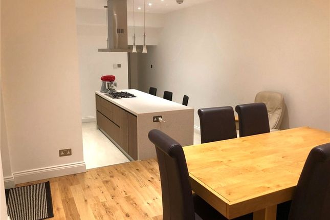 Room 3, 10, Hummer Road, Surrey photo 5