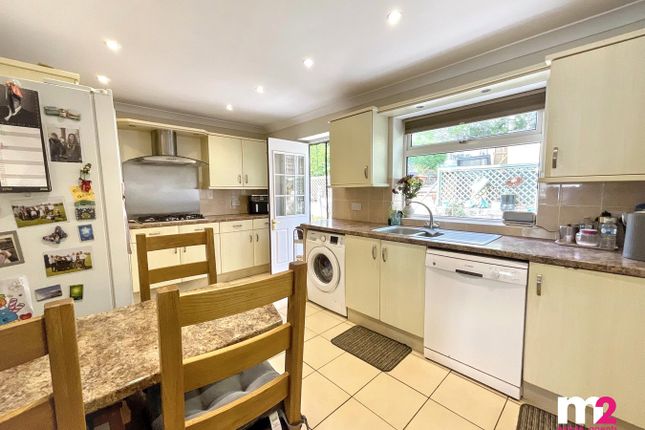 41, Lodge Avenue, Newport photo 3