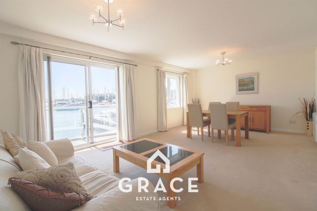 2-bed flat on 14, Neptune Square, Ipswich, £269,250