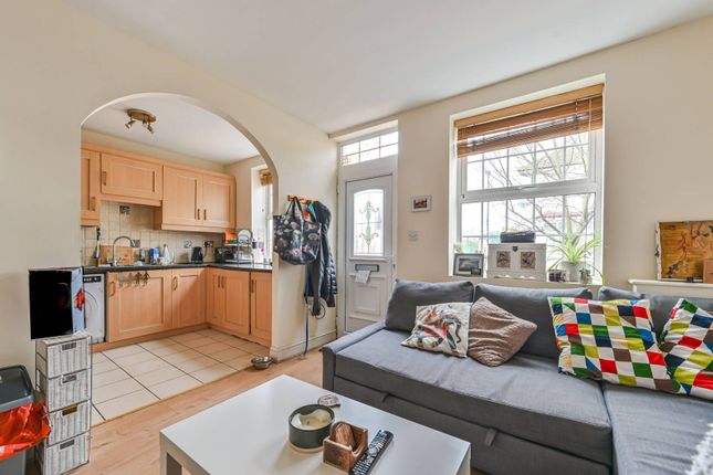 Maisonette for sale in Denison Road, Colliers Wood, London