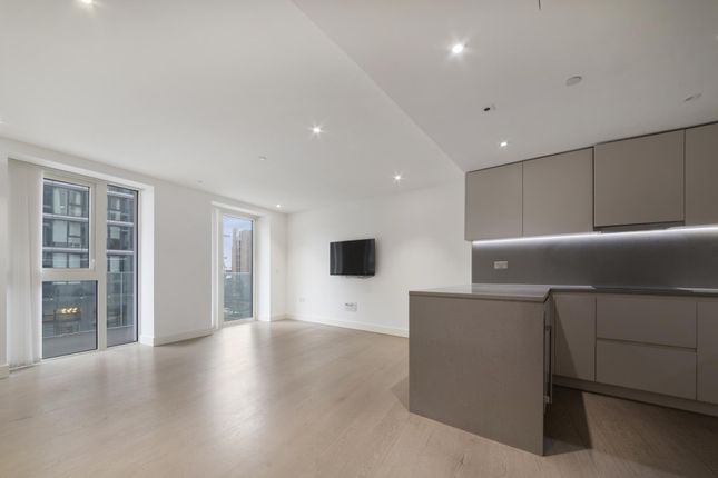 Thumbnail Flat to rent in Ariel House, London Dock