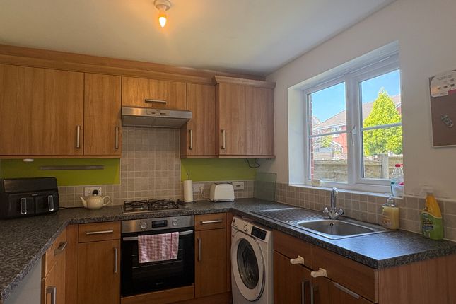 29, Bury photo 3