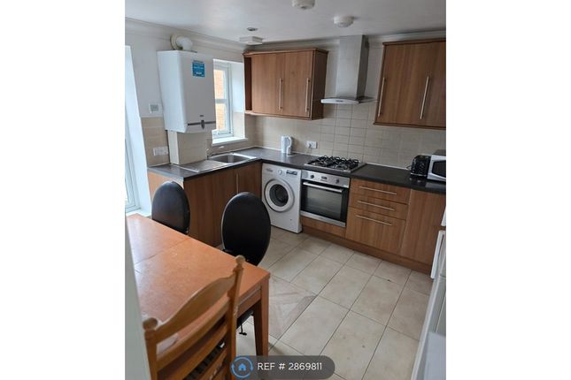 Kavsan Place, Cranford, Hounslow photo 5
