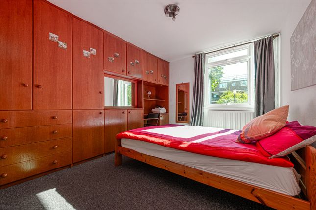 24, Buxton Court, Hackney photo 3